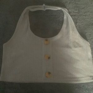 I’m selling this ROMWE tank I just don’t wear it anymore :)